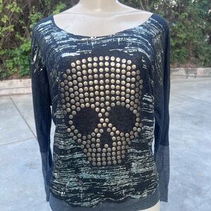 Studded Skull Graphic long sleeve top